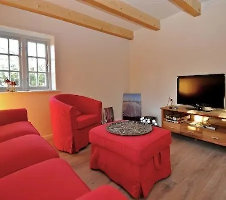 Ferienhaus Bauernkate Basstoelpel Сasa de vacaciones